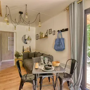 Chalet De Charme Avec Piscine Aurade